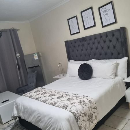 Hatfield Grosvenor Private Apartments Pretoria Exterior photo